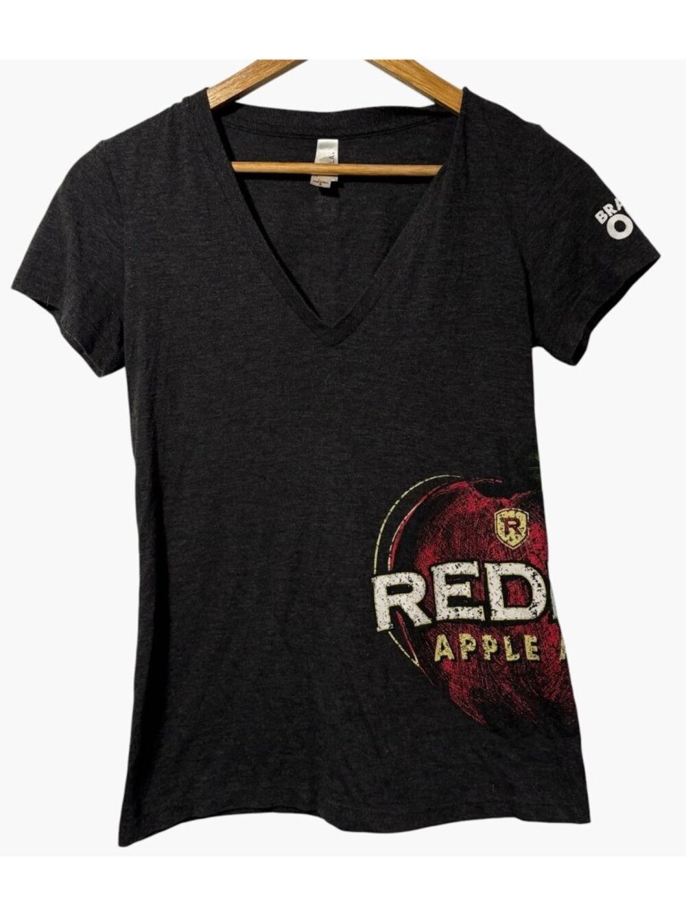 Redd's Apple Ale Womens T-Shirt Sz S Gray Short Sleeve V-Neck